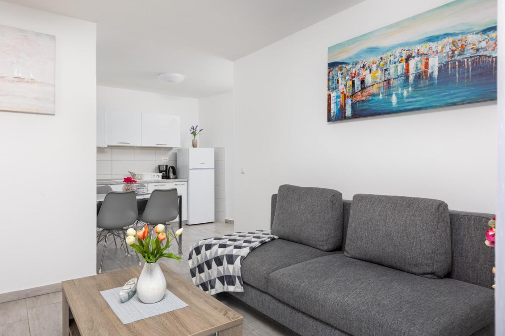 Apartments Tea Малинска Экстерьер фото