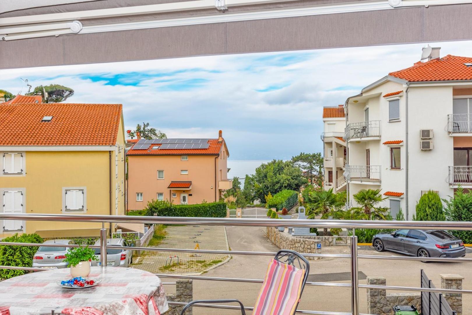 Apartments Tea Малинска Экстерьер фото